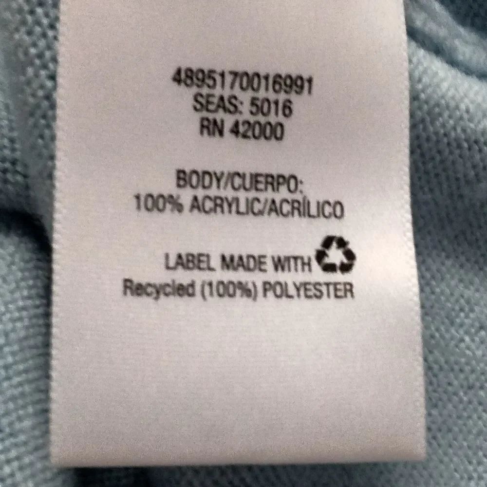 New without tags."basic Editions" woman's sweater - Picture 9 of 9